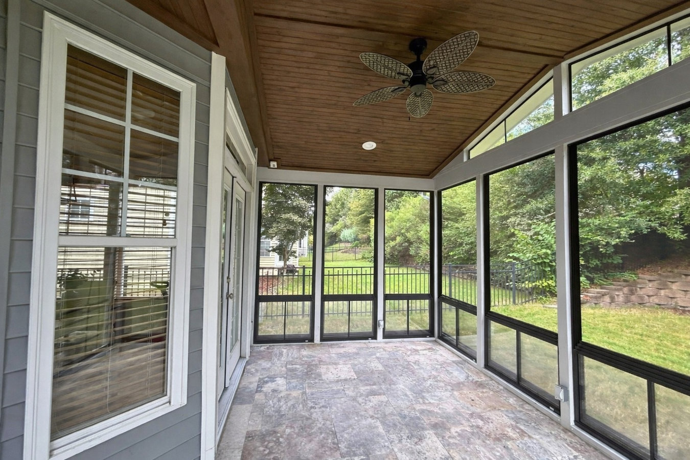 Enclosed patio rooms